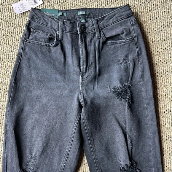 NEW Wild Fable Super High Rise Tapered Jean Black | Wild Fable Tapered Jean - Picture 10 of 13